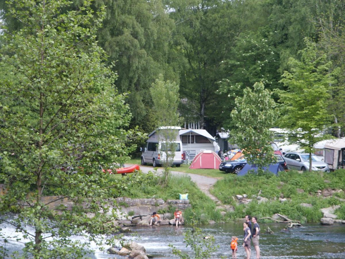 Ferienwohnungen Am Campingplatz Trendelburg Екстериор снимка